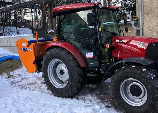 Farmall 75-2.jpg